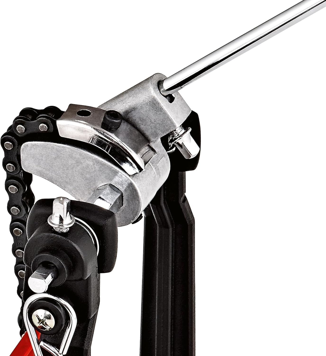 Detalhe do mecanismo do pedal Meinl para cajon com corrente, mola ajustável e bate-estaca preto.