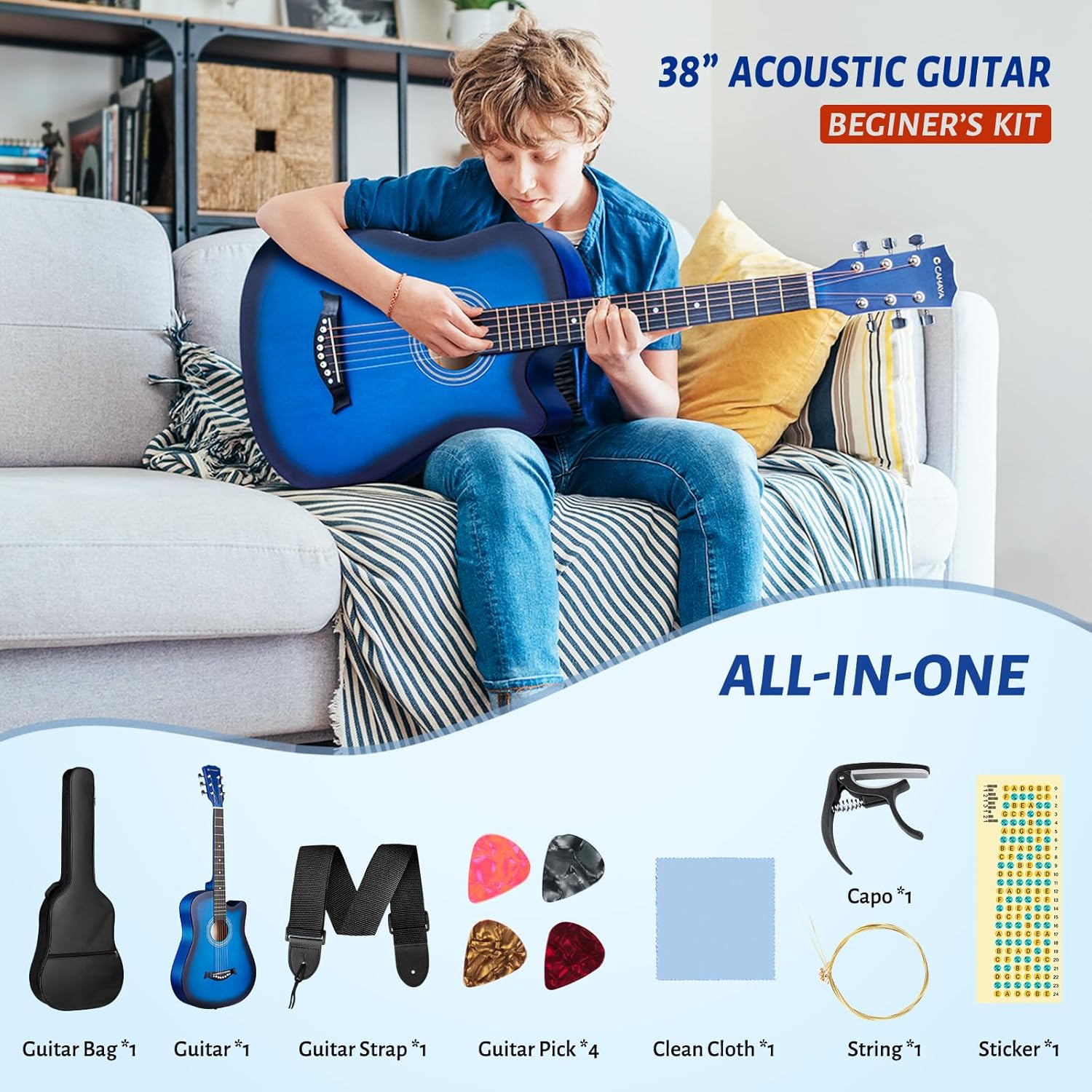 Menino tocando guitarra acústica azul fosco CAHAYA 38 polegadas, com kit completo para iniciantes mostrado na parte inferior da imagem.