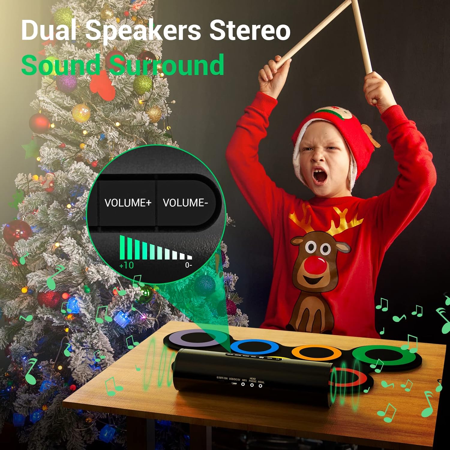 Menina segurando bateria eletrônica ROCKSOCKI portátil com até 10 horas de uso e design dobrável