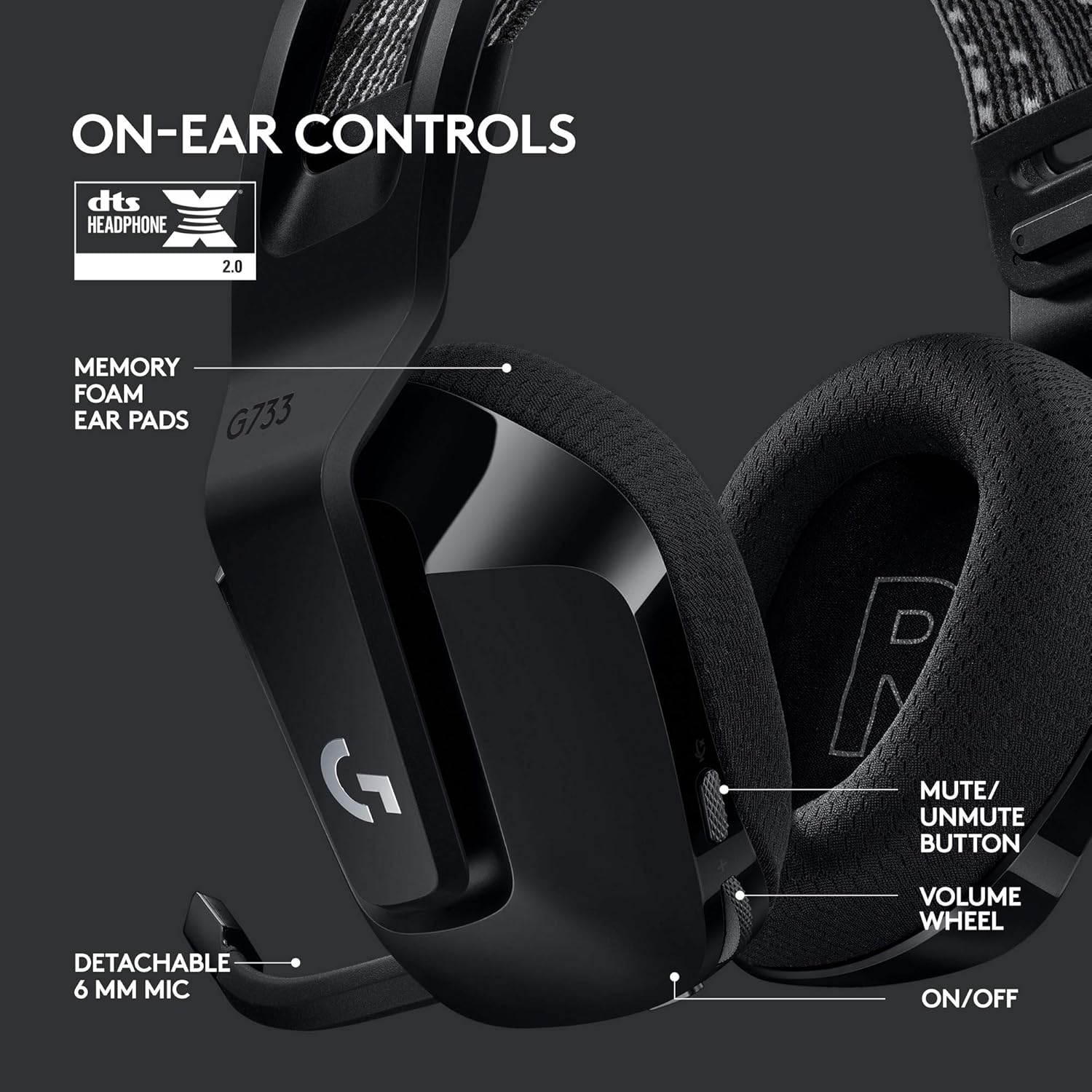 Controles na orelha do headset Logitech G733 com microfone removível e tecnologia DTS