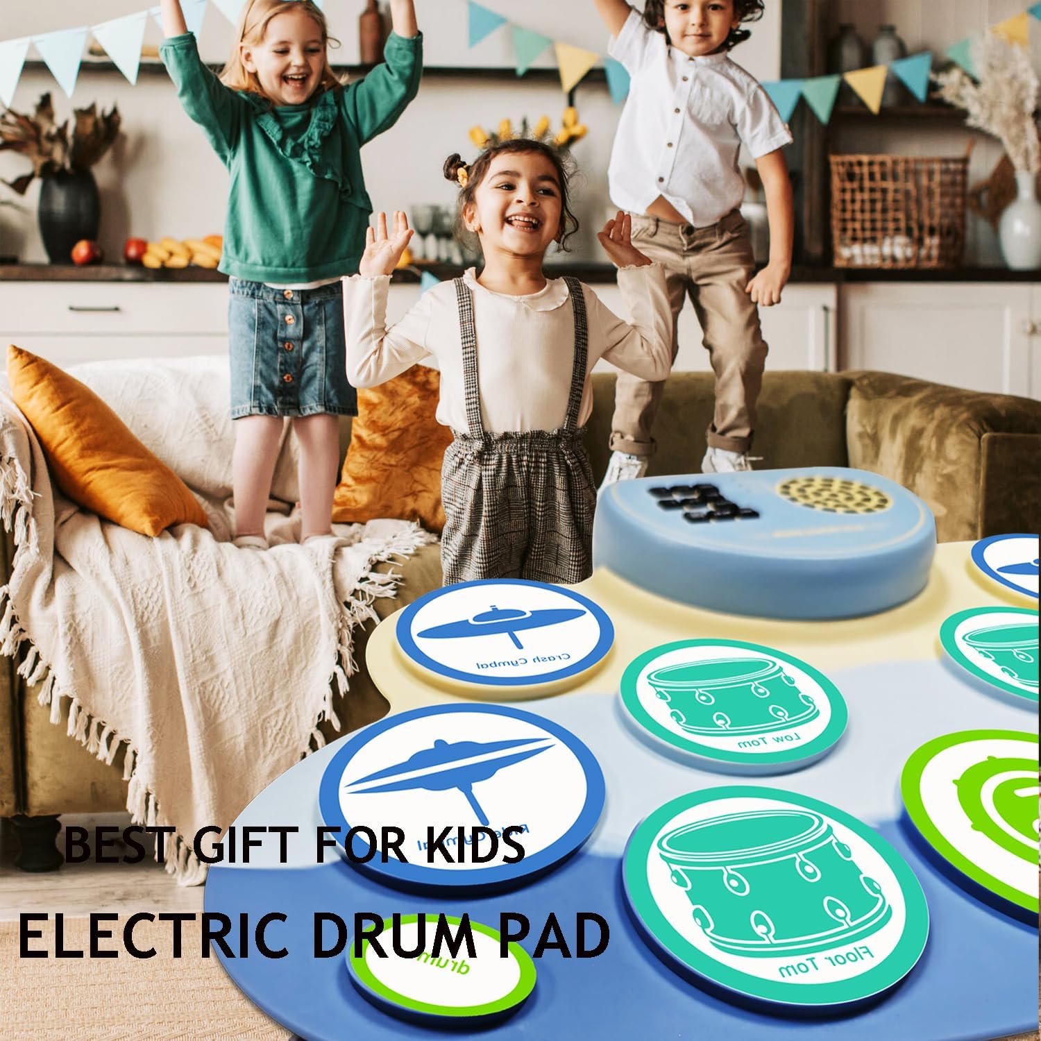 Crianças brincando com bateria eletrônica portátil HOMNELL como presente ideal para crianças.