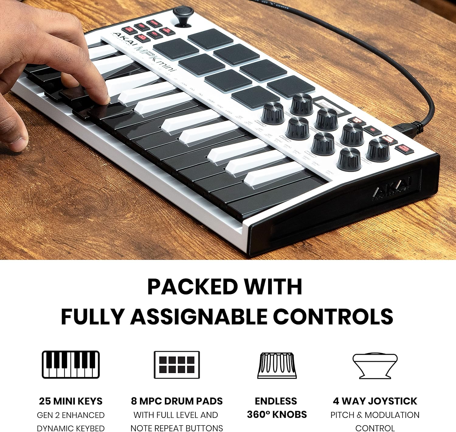 Close no teclado MIDI Akai MPK Mini MK3 branco com controles assignáveis e joystick
