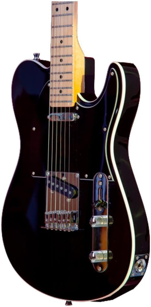 Guitarra elétrica Telecaster Classic Tagima T-550 preta com foco no corpo e braço