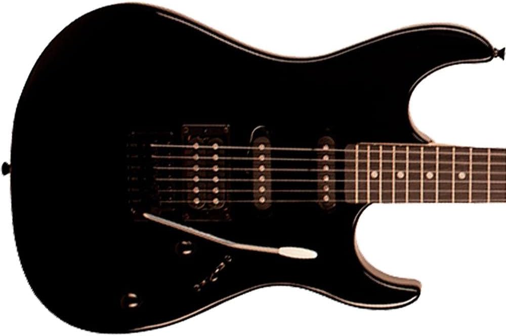 Close frontal guitarra elétrica Tagima TG 510 BK Modern Strat preta com captadores humbucker e single coil