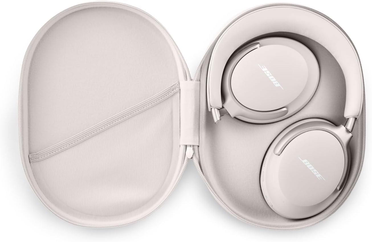Fone de ouvido Bose QuietComfort Ultra Wireless branco over-ear dentro de estojo rígido branco