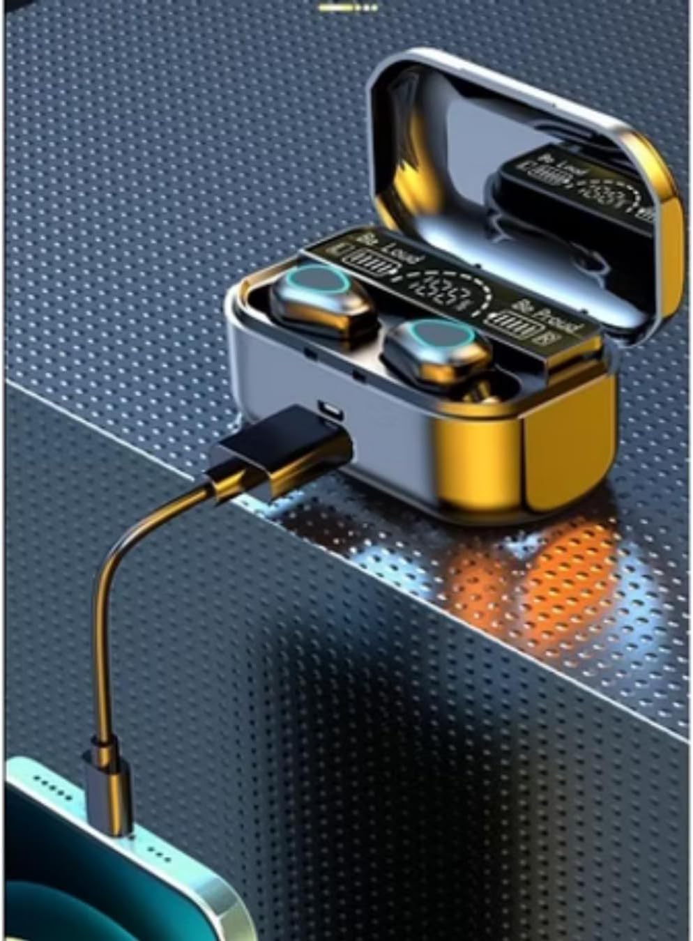 Estojos e fones de ouvido sem fio POTIPO M10-TWS conectados a cabo USB para carregamento.