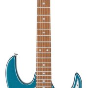 Guitarra elétrica Ibanez Gio GRX40 azul metálico clara com braço em madeira clara e captadores duplos e simples.